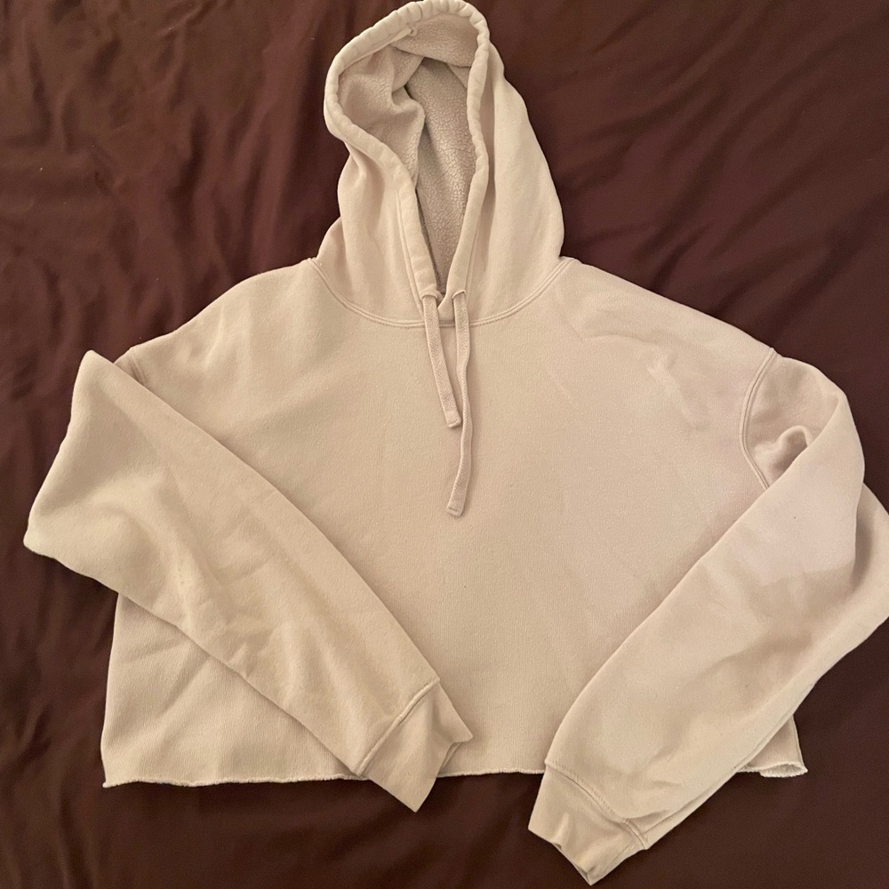 Cropped sweatshirt, raw hem